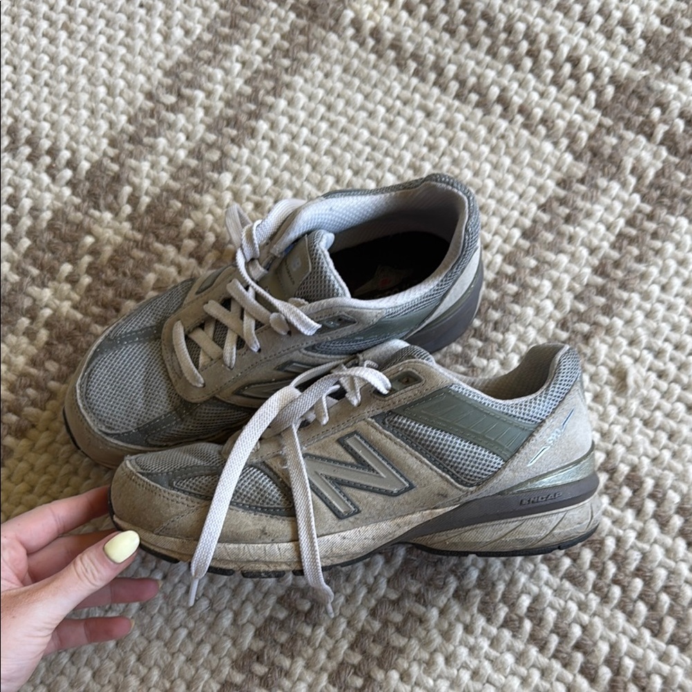 Gray new balance 990